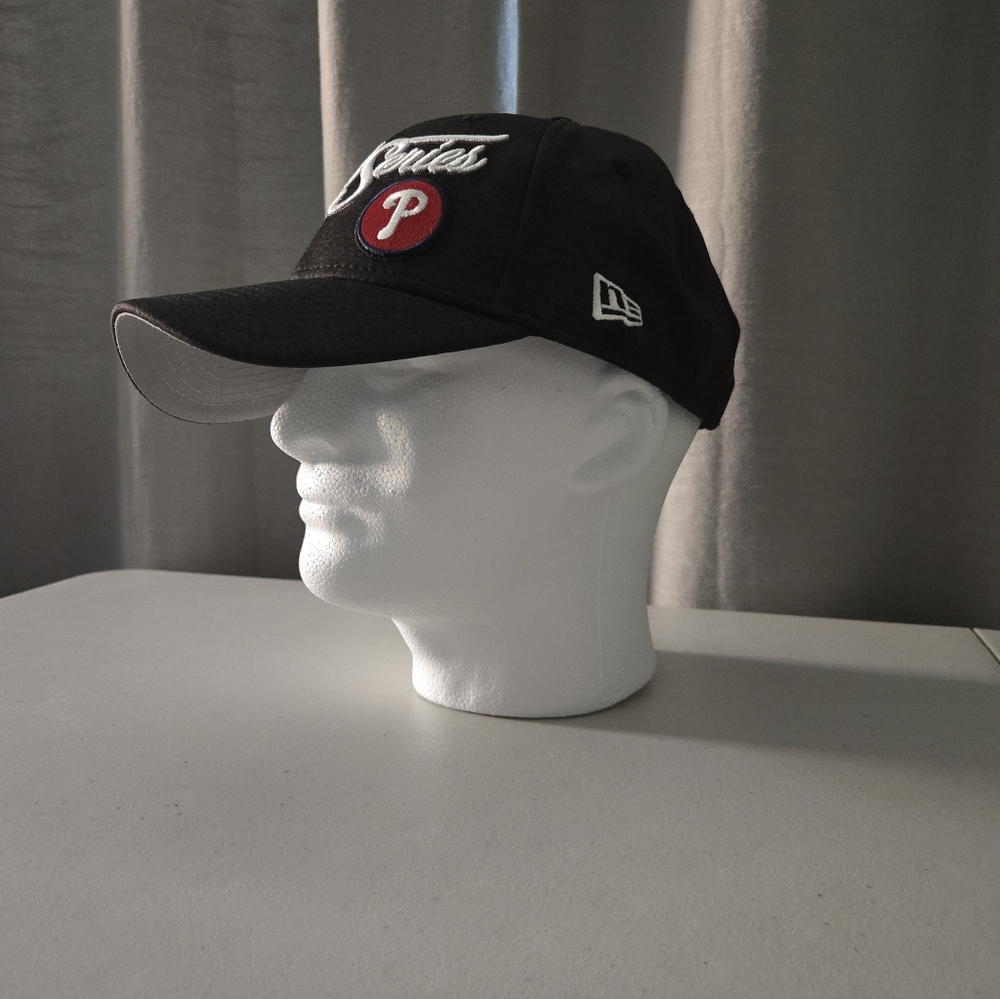 World Series  Philadelphia Phillies 2022 Black Adjustable Cap - Picture 10 of 11